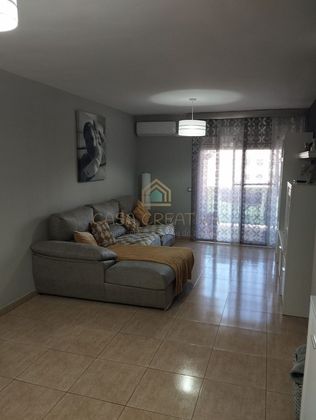 Foto 2 de Piso en venta en Zona Llombai de 3 habitaciones con garaje y balcón