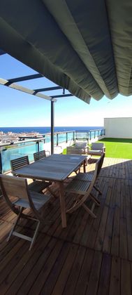 Foto 1 de Àtic en venda a calle Cmurillo de 2 habitacions amb terrassa i piscina