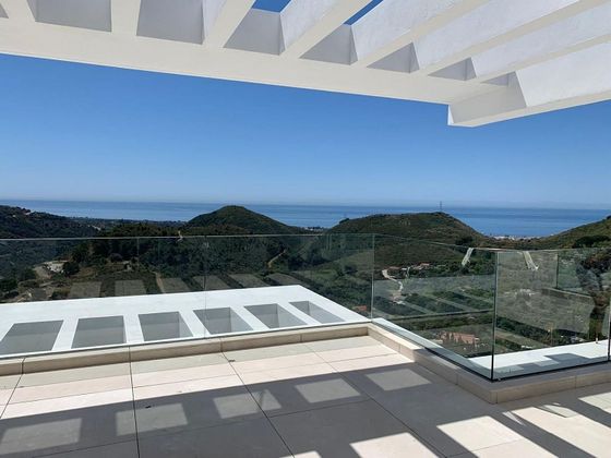 Foto 1 de Pis en venda a Ojén de 3 habitacions amb terrassa i piscina