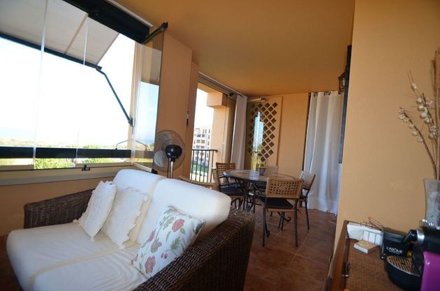 Foto 2 de Venta de piso en Isla Canela de 3 habitaciones con terraza y piscina