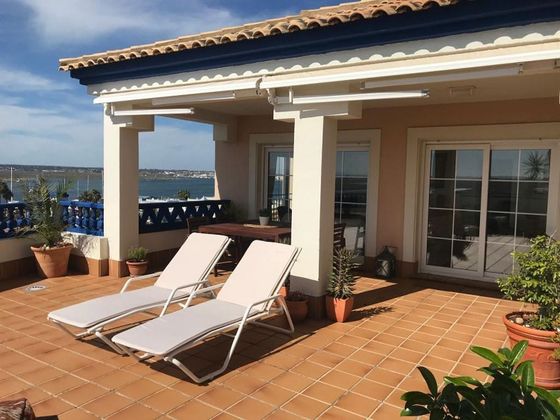 Foto 2 de Ático en venta en Punta del Moral de 3 habitaciones con terraza y piscina