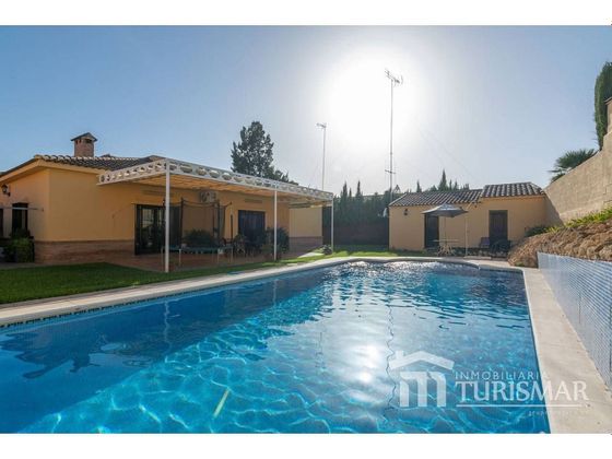 Foto 2 de Xalet en venda a Ayamonte ciudad de 3 habitacions amb terrassa i piscina