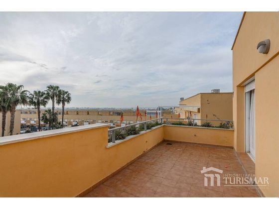 Foto 1 de Ático en venta en Ayamonte ciudad de 4 habitaciones con terraza y piscina