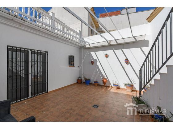 Foto 2 de Casa en venda a Ayamonte ciudad de 2 habitacions amb terrassa i aire acondicionat