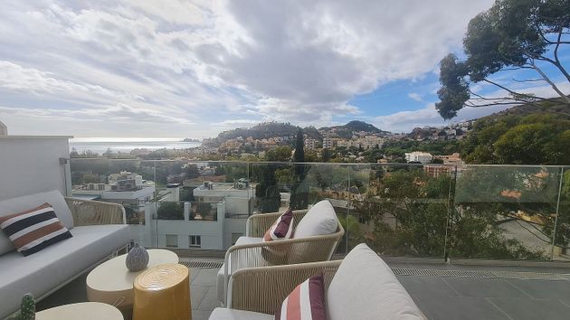 Foto 1 de Àtic en venda a El Mayorazgo - El Limonar de 4 habitacions amb terrassa i piscina