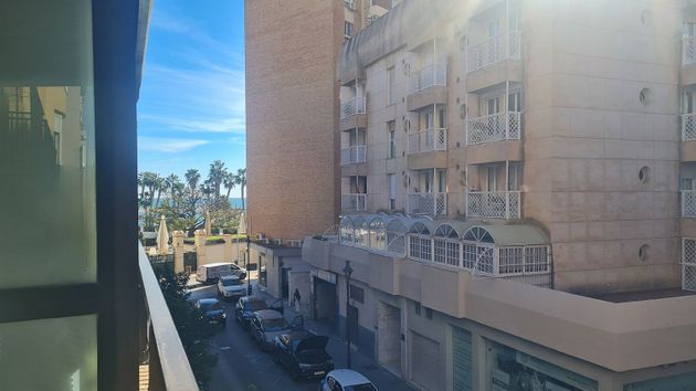 Foto 2 de Venta de piso en calle Maestranza de 5 habitaciones con terraza y balcón