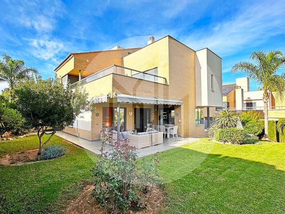 Foto 2 de Xalet en venda a Los Monasterios-Alfinach de 4 habitacions amb terrassa i piscina