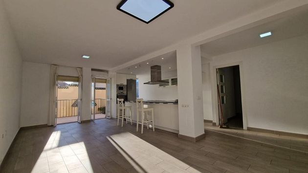 Foto 2 de Venta de piso en Los Boliches de 3 habitaciones con terraza