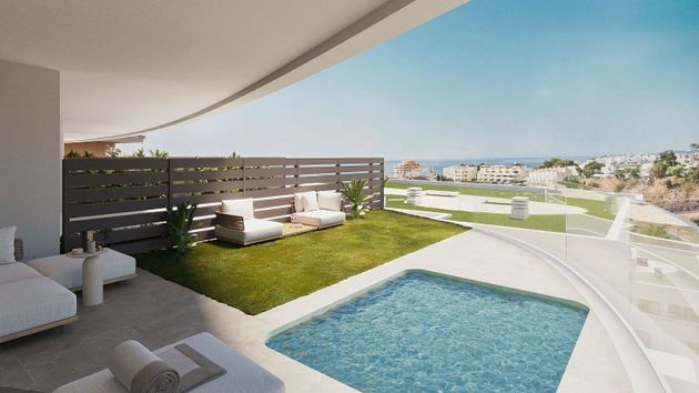 Foto 1 de Casa en venta en Zona el Higuerón de 3 habitaciones con terraza y piscina