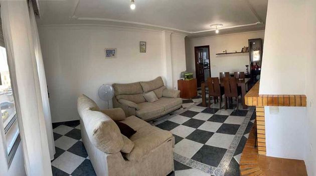 Foto 2 de Venta de piso en Moguer de 3 habitaciones con terraza y aire acondicionado