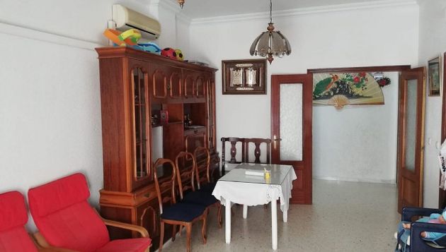 Foto 2 de Venta de piso en Moguer de 3 habitaciones con balcón