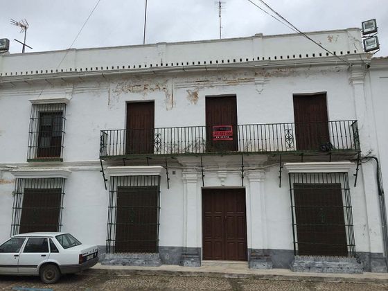Foto 1 de Venta de casa adosada en Moguer de 4 habitaciones con terraza y balcón