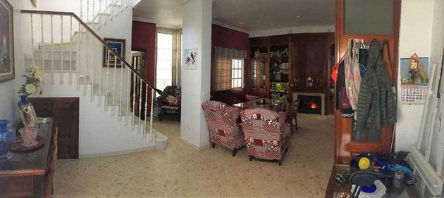 Foto 2 de Casa adossada en venda a Moguer de 3 habitacions amb terrassa i balcó