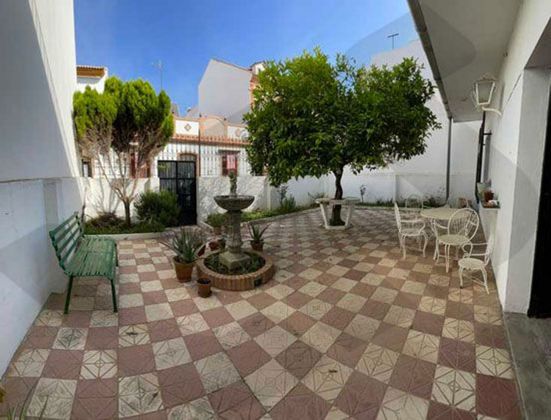 Foto 1 de Piso en venta en Palos de la Frontera de 4 habitaciones con terraza y garaje