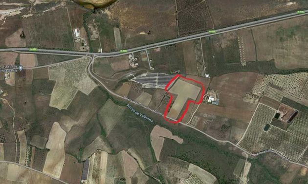 Foto 1 de Venta de terreno en Moguer de 28031 m²