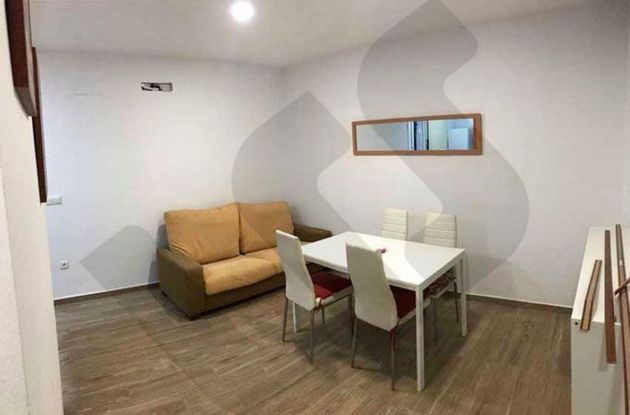 Foto 1 de Venta de piso en Moguer de 3 habitaciones con aire acondicionado