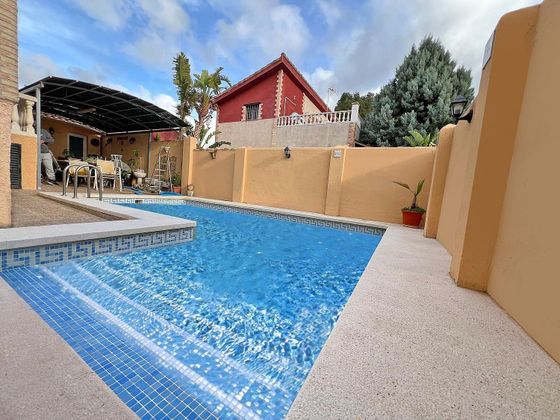 Foto 1 de Xalet en venda a Montesol de 5 habitacions amb terrassa i piscina
