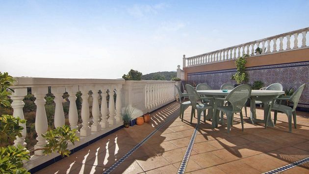 Foto 2 de Venta de chalet en Gata de Gorgos de 5 habitaciones con terraza y piscina