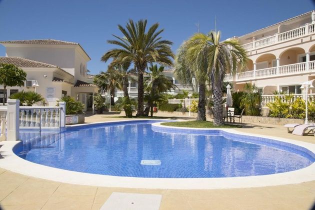 Foto 1 de Venta de piso en Benissa de 2 habitaciones con terraza y piscina