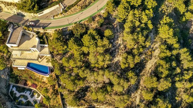 Foto 2 de Venta de terreno en Altea Hills de 1460 m²