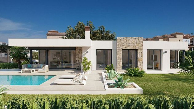 Foto 1 de Xalet en venda a Zona Levante - Playa Fossa de 4 habitacions amb terrassa i piscina