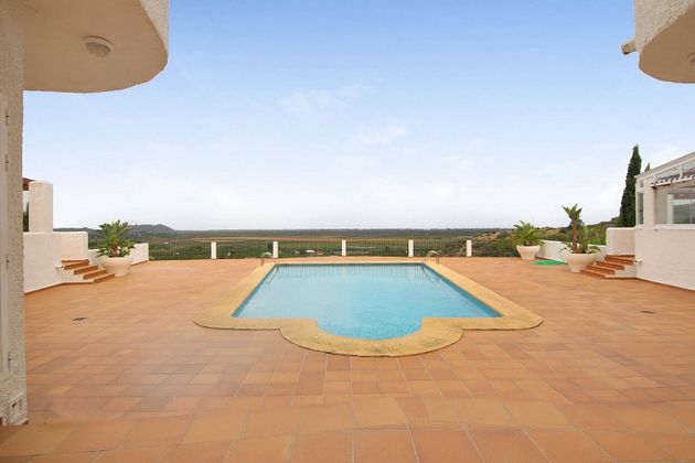 Foto 2 de Pis en venda a Pego de 2 habitacions amb terrassa i piscina