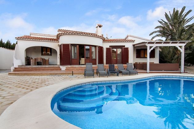 Foto 1 de Venta de chalet en Benissa de 3 habitaciones con terraza y piscina