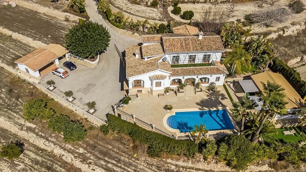 Foto 2 de Venta de casa rural en Benissa de 5 habitaciones con terraza y piscina