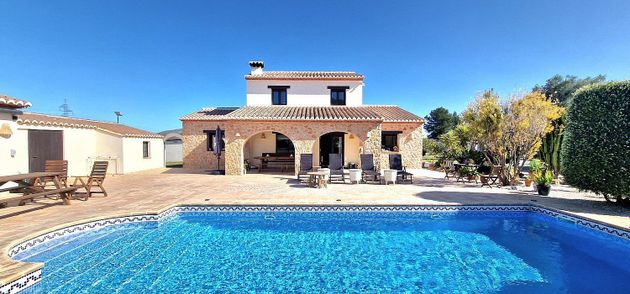 Foto 1 de Casa rural en lloguer a Benissa de 5 habitacions amb terrassa i piscina