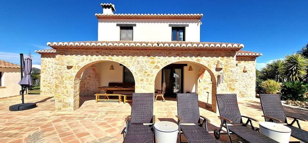 Foto 2 de Casa rural en lloguer a Benissa de 5 habitacions amb terrassa i piscina