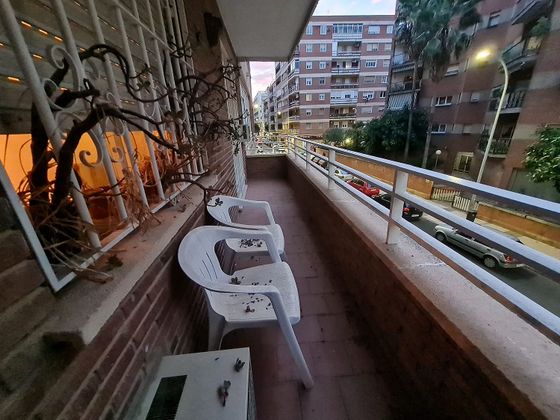 Foto 1 de Pis en venda a Santa Marina - La Paz de 4 habitacions amb terrassa i balcó