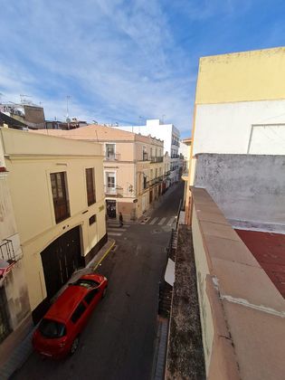 Foto 1 de Piso en venta en Casco Antiguo - Centro de 3 habitaciones con terraza y balcón