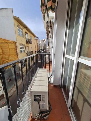 Foto 2 de Piso en venta en Casco Antiguo - Centro de 4 habitaciones con terraza y balcón