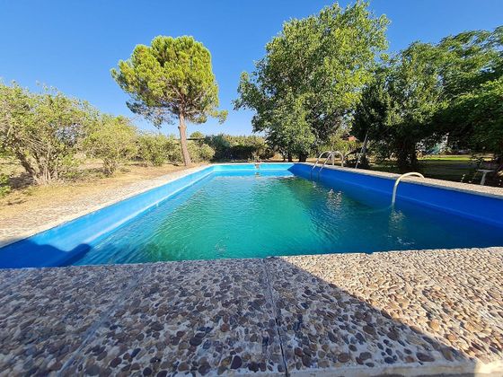 Foto 1 de Venta de chalet en Avda. Elvas de 4 habitaciones con piscina y jardín
