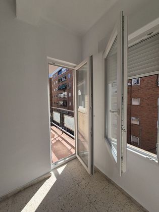 Foto 1 de Pis en venda a La Estación de 3 habitacions amb terrassa i balcó