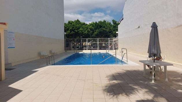 Foto 1 de Pis en venda a Zona la Estación de 4 habitacions amb terrassa i piscina