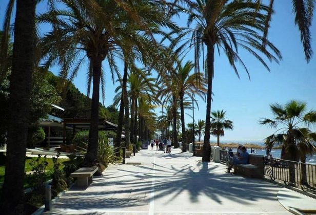 Foto 1 de Local en lloguer a Playa Bajadilla - Puertos amb terrassa