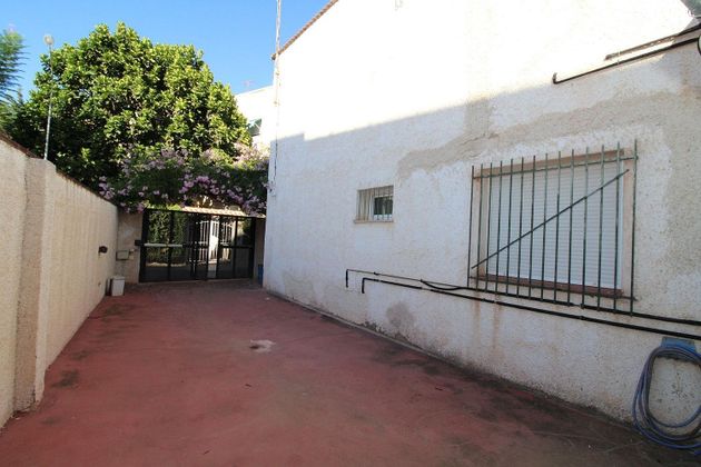 Foto 1 de Xalet en venda a Santiago de la Ribera de 5 habitacions amb jardí