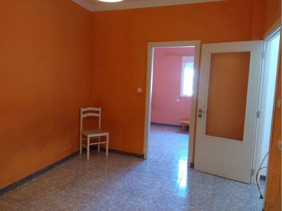 Foto 2 de Piso en venta en Melilla de 4 habitaciones con terraza