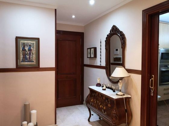 Foto 1 de Piso en venta en Melilla de 3 habitaciones con ascensor