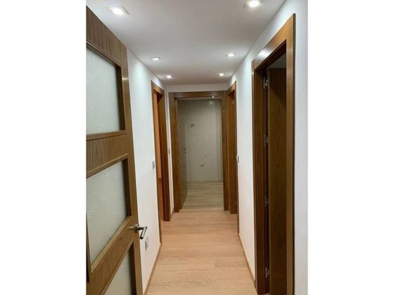 Foto 1 de Piso en venta en Melilla de 3 habitaciones con aire acondicionado