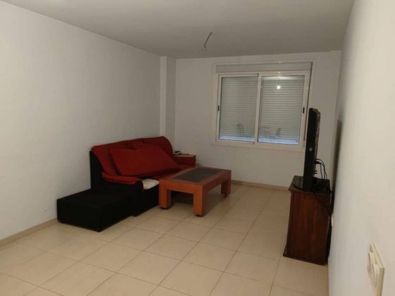 Foto 1 de Piso en venta en Melilla de 3 habitaciones con garaje y ascensor
