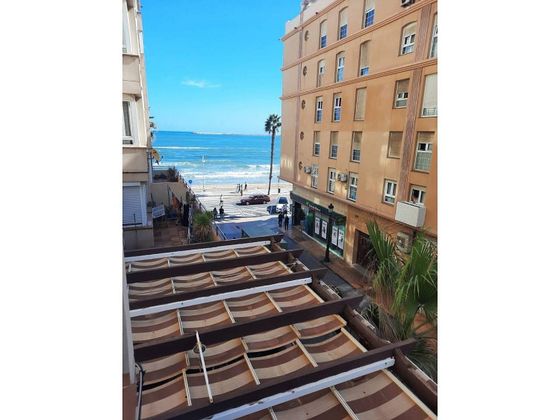 Foto 1 de Pis en venda a Melilla de 4 habitacions amb terrassa i piscina