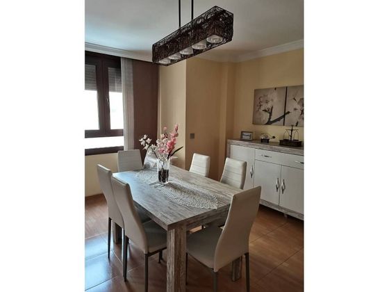 Foto 1 de Casa adossada en venda a Melilla de 3 habitacions amb terrassa i aire acondicionat