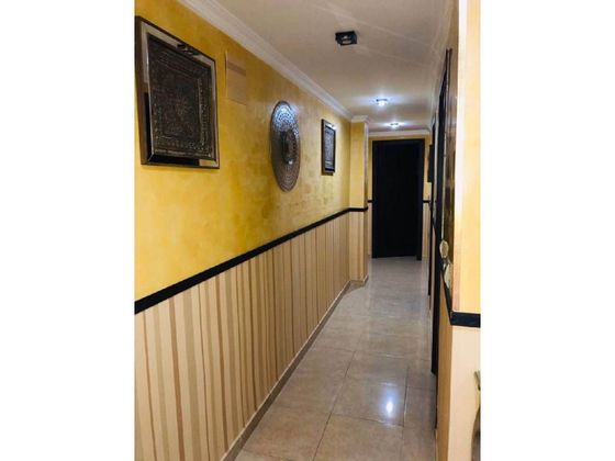 Foto 2 de Pis en venda a Melilla de 2 habitacions amb terrassa i garatge