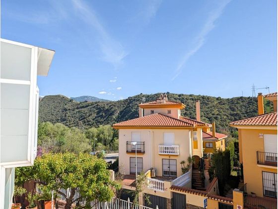 Foto 2 de Casa en venda a calle Sala de Los Reyes de 4 habitacions amb terrassa i piscina
