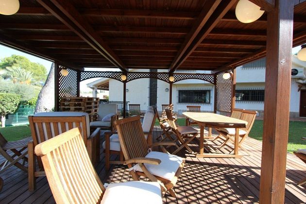 Foto 2 de Venta de chalet en Montealegre de 8 habitaciones con terraza y garaje