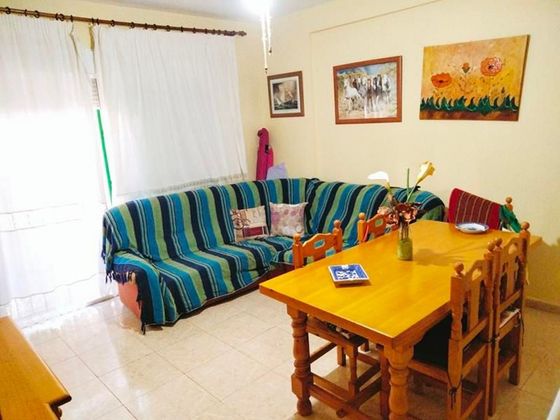 Foto 1 de Casa adossada en venda a Isla Cristina ciudad de 3 habitacions amb terrassa