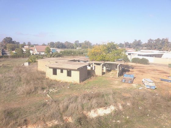 Foto 1 de Venta de terreno en Carmona de 100000 m²