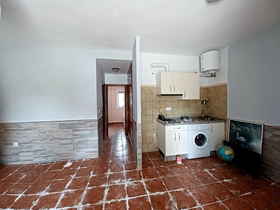 Foto 2 de Venta de piso en Guillena de 1 habitación con aire acondicionado